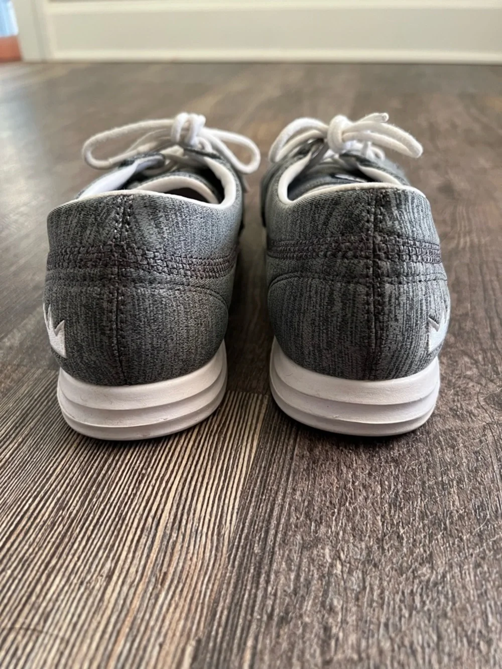 Brunswick Karma Women’s Knit Lace-Up Bowling Shoes in Gray and White - Picture 4 of 7